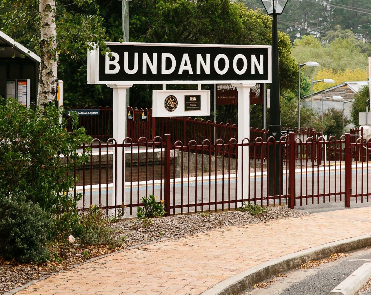 Bundanoon Hotel Экстерьер фото